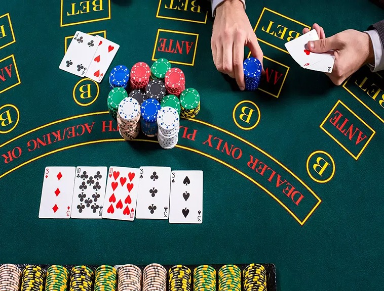 Khám Phá Thế Giới Poker Tại MOT88: Cánh Cửa Mới Cho Người Chơi Chuyên Nghiệp